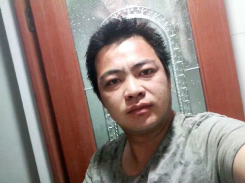 往事随风的第一张照片--云霄相亲网