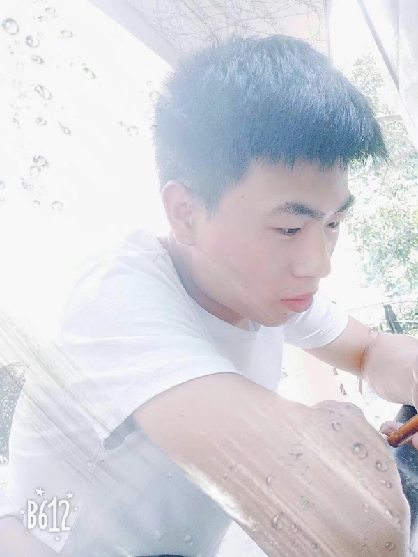 对她说晚安的第一张照片--云霄相亲网