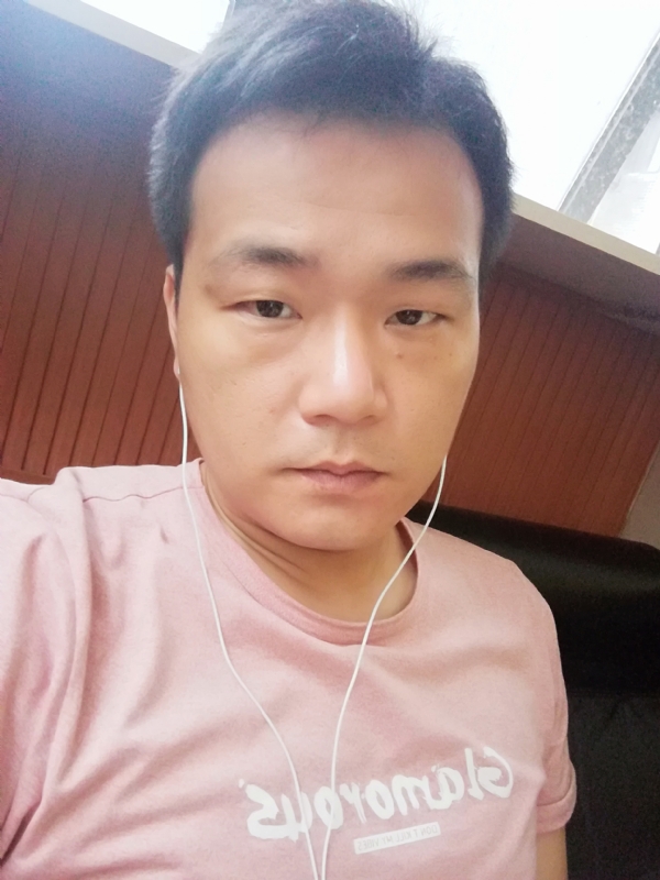 风雨踏歌行的第一张照片--云霄相亲网