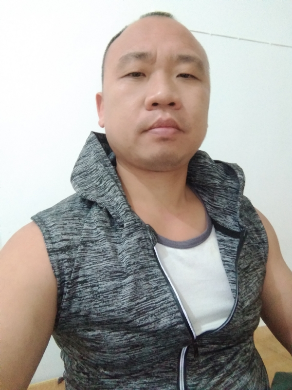 whm的第一张照片--云霄相亲网