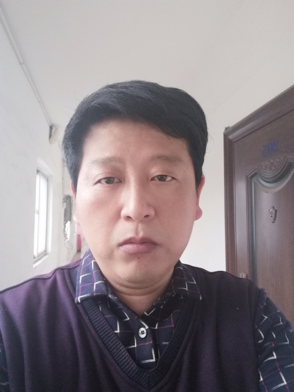 夜色温柔的第四张照片--云霄相亲网