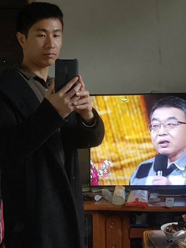 白色的风的第二张照片--云霄相亲网