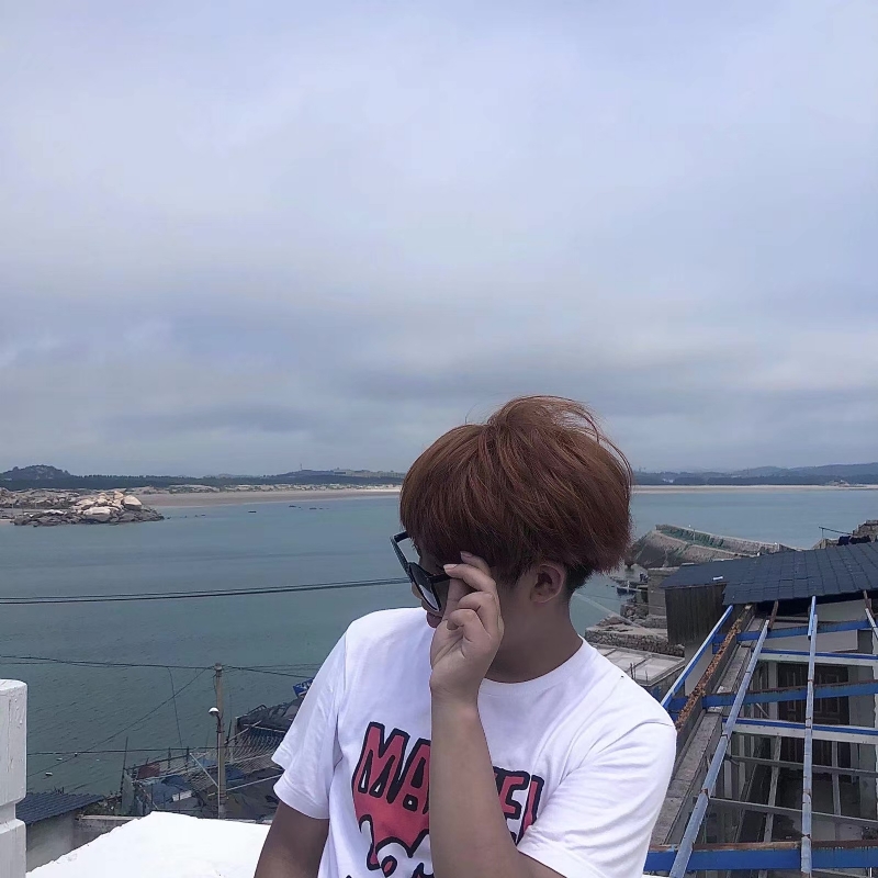 sjjska的第一张照片--云霄相亲网