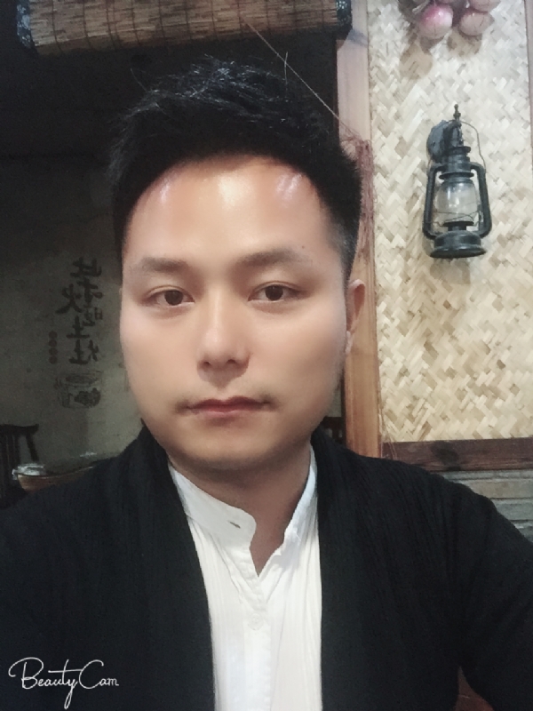 亦初的第一张照片--云霄相亲网