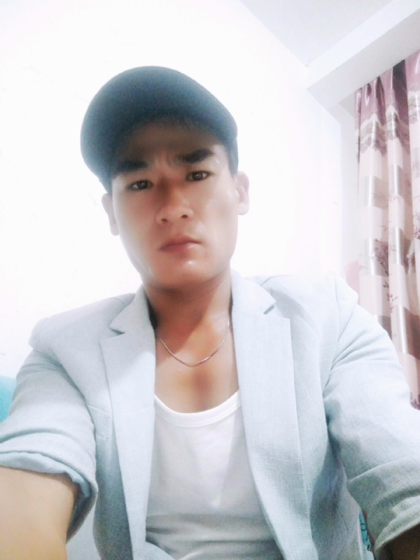 一若千金的第三张照片--云霄相亲网