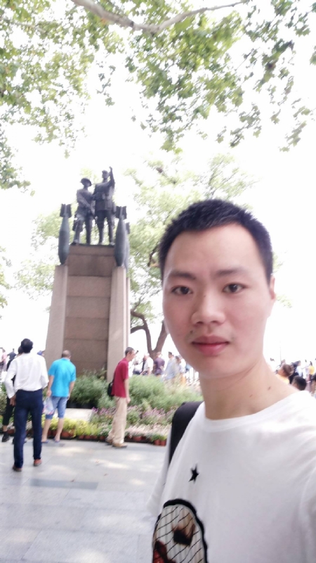 志东的第三张照片--云霄相亲网
