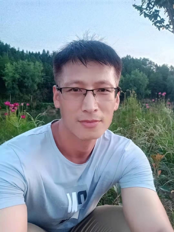 零零柒的第一张照片--云霄相亲网