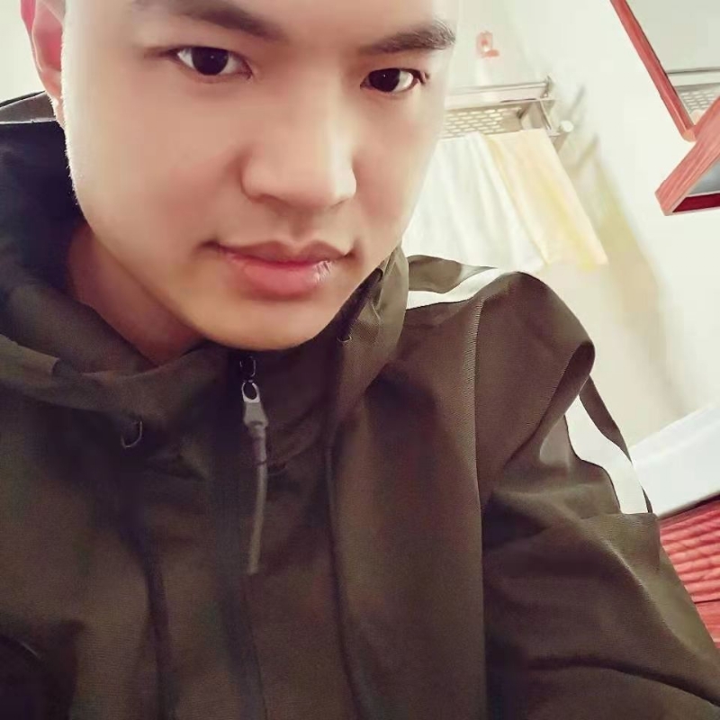 高大上的宅男的第一张照片--云霄相亲网
