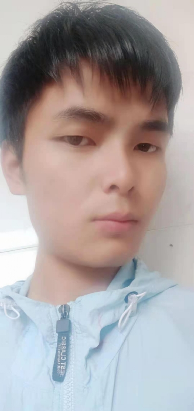 安静的男生的第一张照片--云霄相亲网