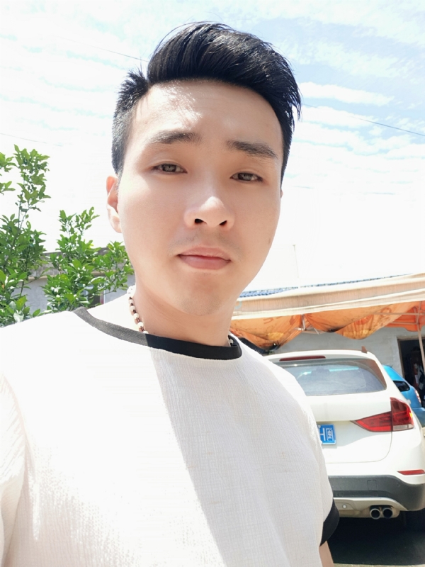人间烟火的第一张照片--云霄相亲网
