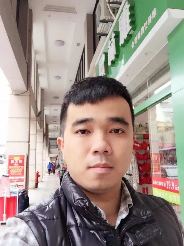 小小怪兽的第一张照片--云霄相亲网