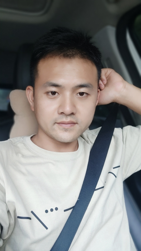 莫听窗林的第一张照片--云霄相亲网