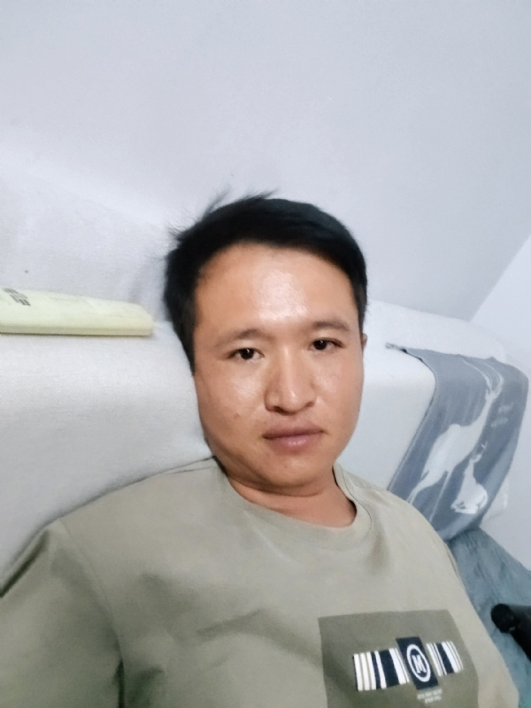 陌生人的第三张照片--云霄相亲网